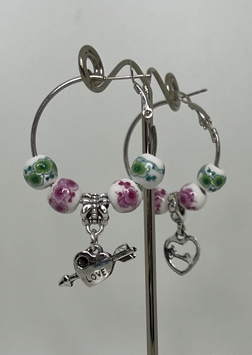 LOVE boucles d'oreilles