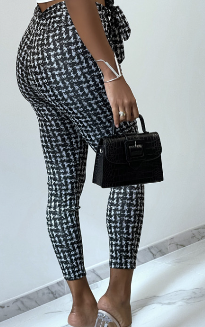 Pantalon slim noir avec motif, poches et ceinture taille XL/2XL